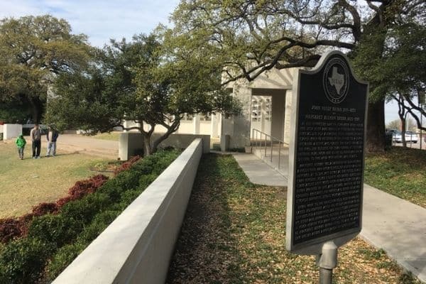 See the Grassy Knoll in Dallas on solo road trip