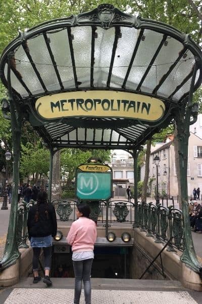 art nouveau abbesses metro paris