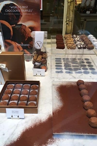 Neuhaus-Belgian-Chocolate-display-Brussels-Belgium