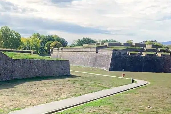 Parque de La Taconera Pamplona Fortress Walls