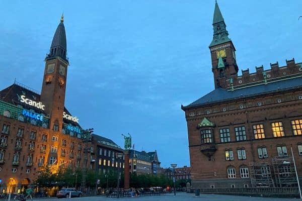 Scandic Palace Hotel and Copenhagen City Hall at night