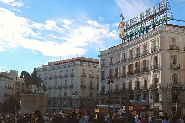 Cartel del Tío Pepe Puerta del Sol Madrid