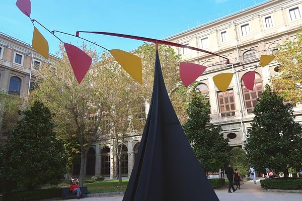 Calder Museo Reina Sofía Madrid solo travel