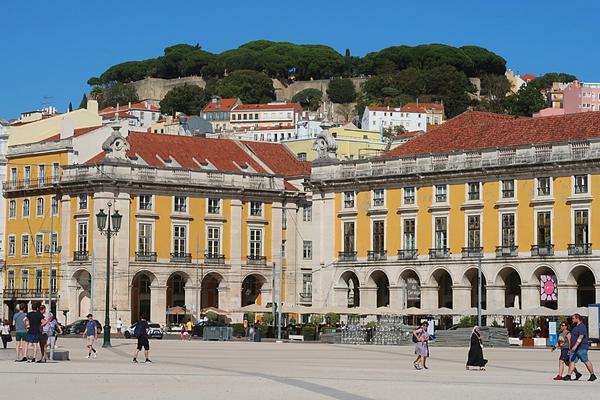 Praça do Comércio and Castelo de S. Jorge Lisbon