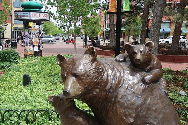 Bear statue Pearl Street Mall Boulder Colorado