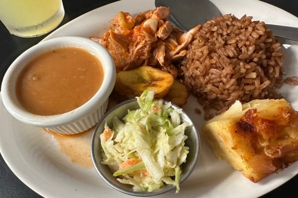 Traditional lunch and cocktail on Nassau food tour