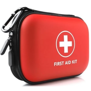 THRIAID Mini First Aid Kit, 100 Pieces_B0C17MKP1S